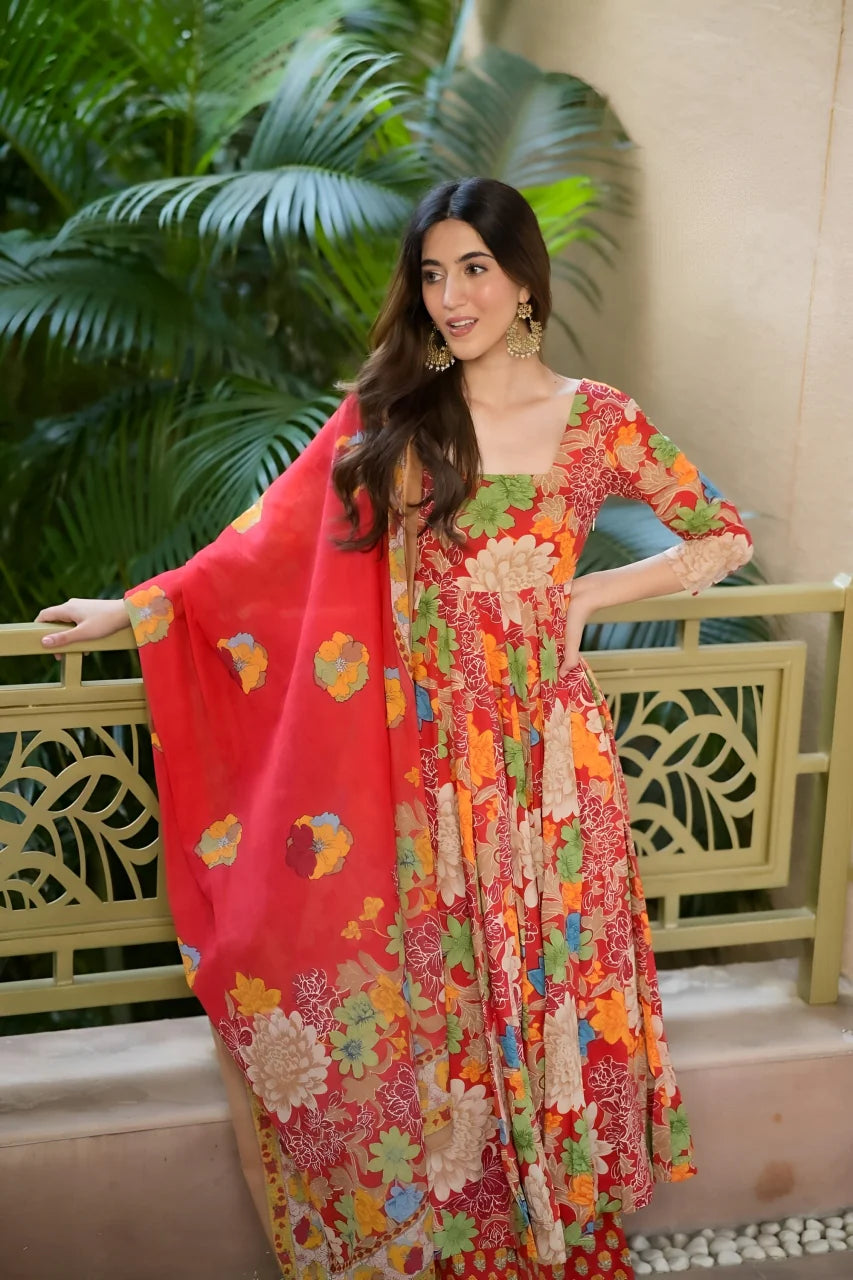 Women Floral Printed Cotton Kurta With Trousers & Dupatta
