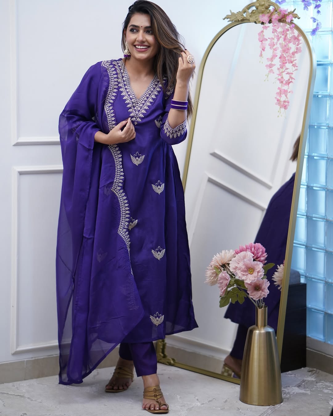 Women Embroidered Regular Kurta With Trousers & With Dupatta