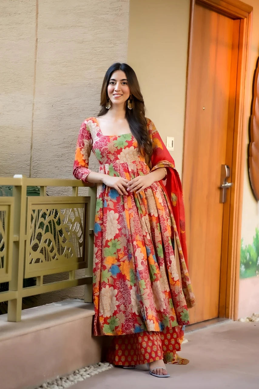 Women Floral Printed Cotton Kurta With Trousers & Dupatta