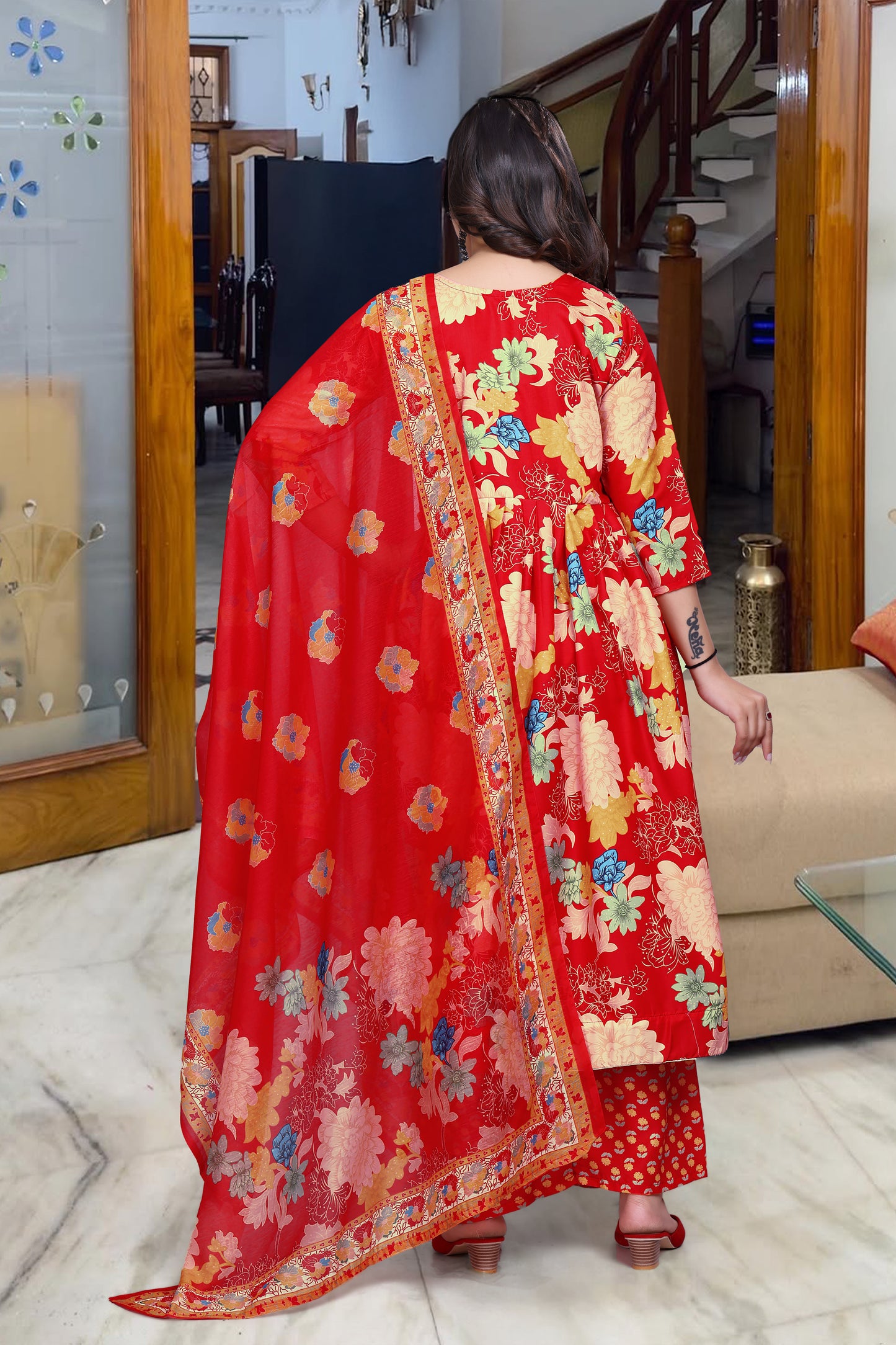 Women Floral Printed Cotton Kurta With Trousers & Dupatta