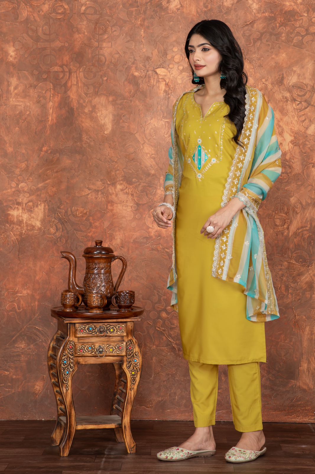 Women Embroidered Kurta With Pant & Dupatta