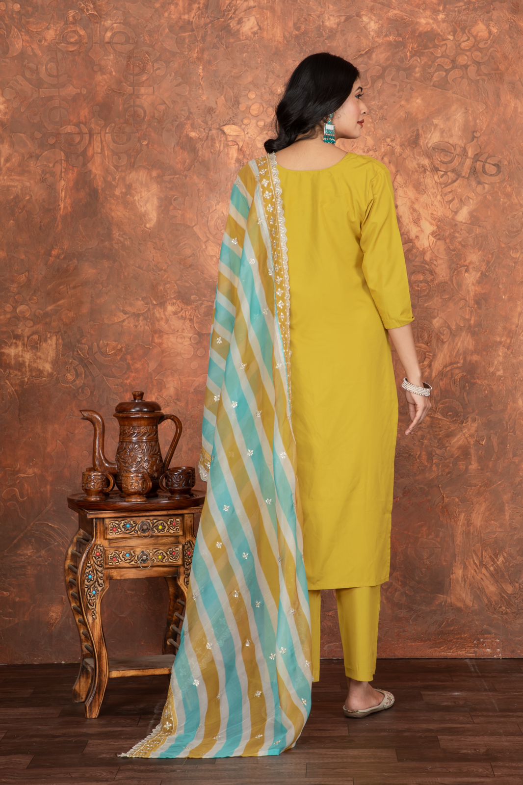 Women Embroidered Kurta With Pant & Dupatta