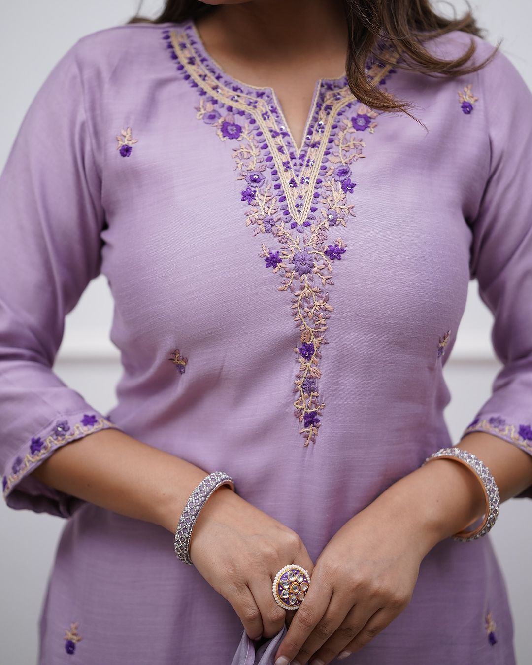 Women Regular Embroidered Kurta With Trousers & With Dupatta