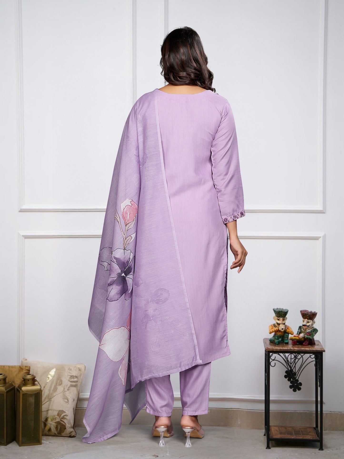 Women Regular Embroidered Kurta With Trousers & With Dupatta