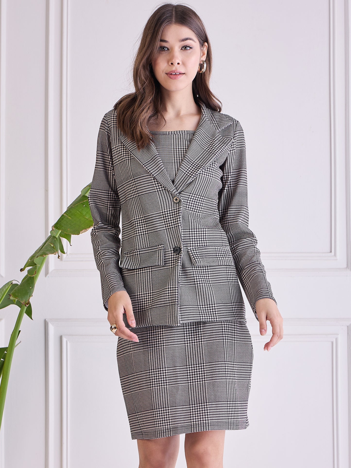 Women’s Gray&White Checkered Co-ord Blazer ,Top & Skirt Set