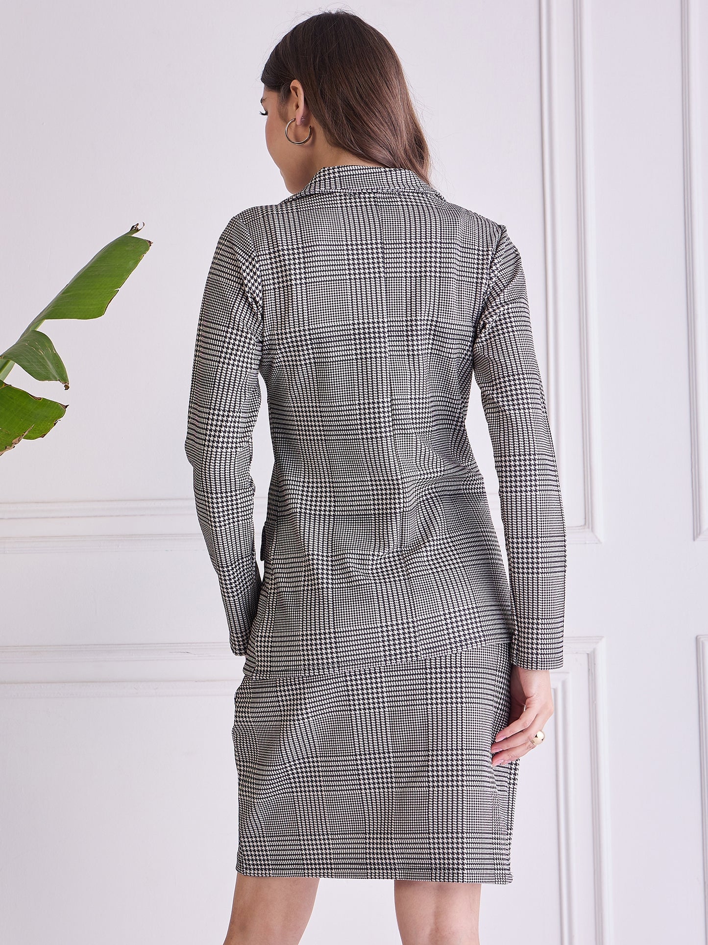 Women’s Gray&White Checkered Co-ord Blazer ,Top & Skirt Set