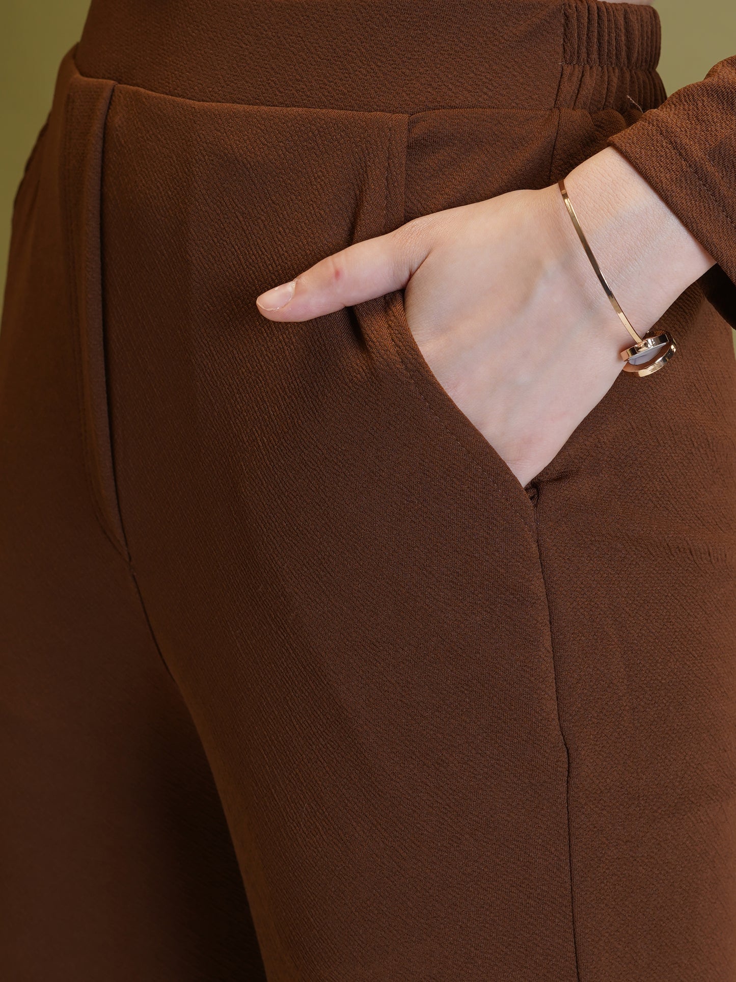 Women's Solid Coffee Color Co-ord Set - Blazer, Crop Top & Pant